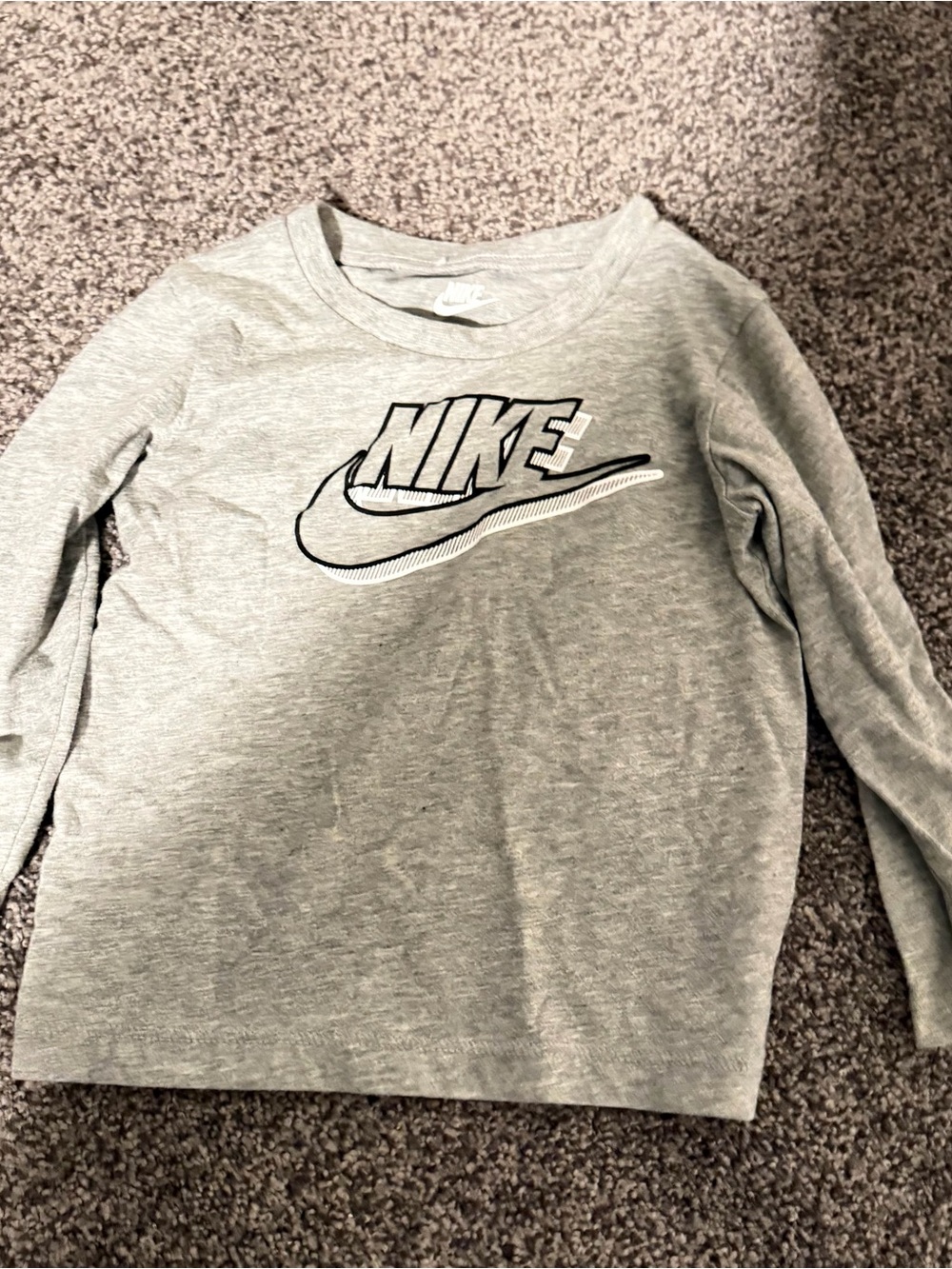 Nike Light Gray Kids Long-Sleeve Logo Tee